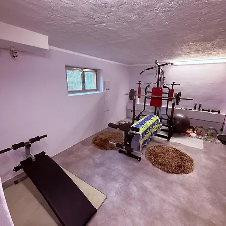 Lejlighed Modern For 7 Foosball Table, Gym, Garden Meinerzhagen